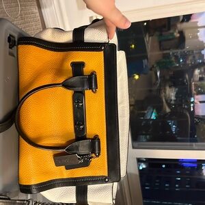 Coach Swagger in Honey - Very Rare